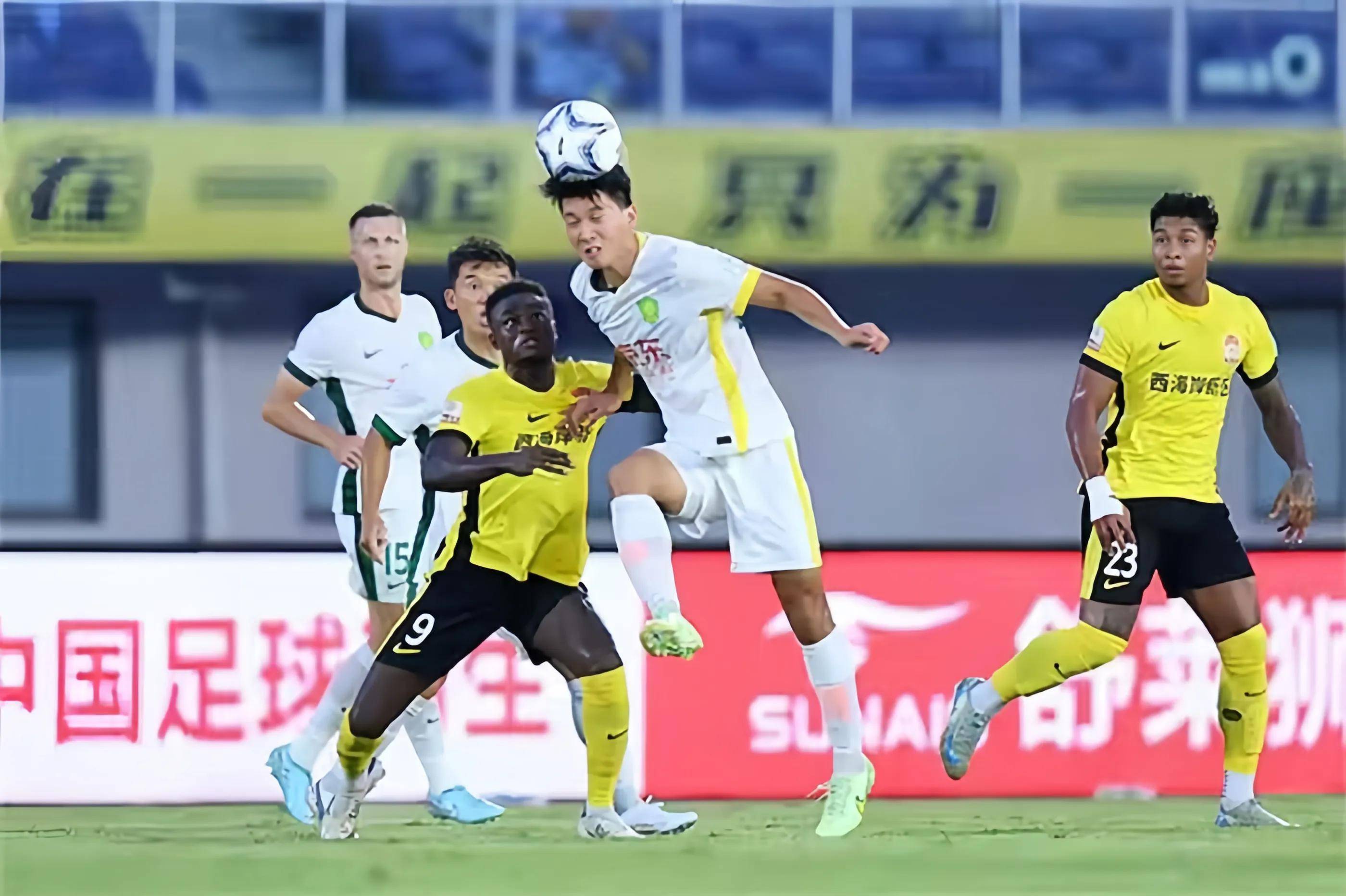 队默契配合 队默契配合