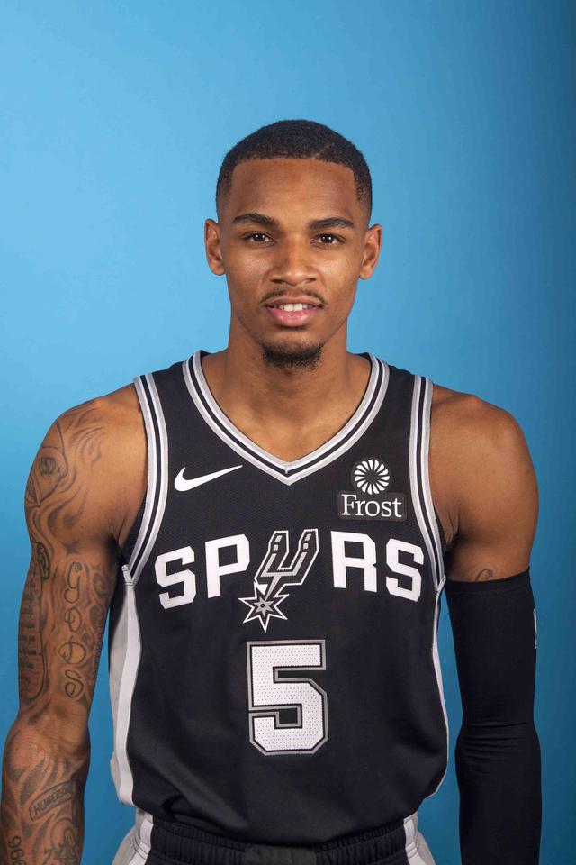 转会市场常 转会市场常